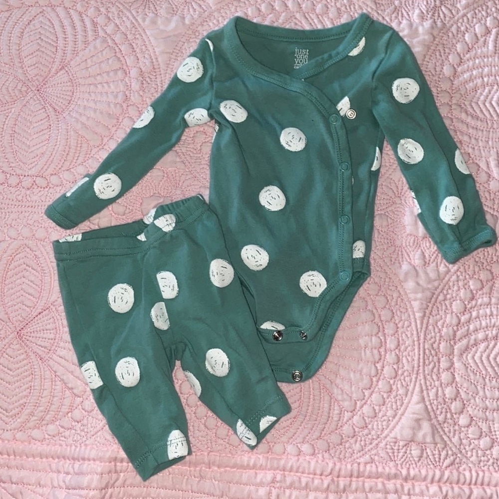 Green with white polka dot onesie, with bottom, Newborn, Just One You by Carters